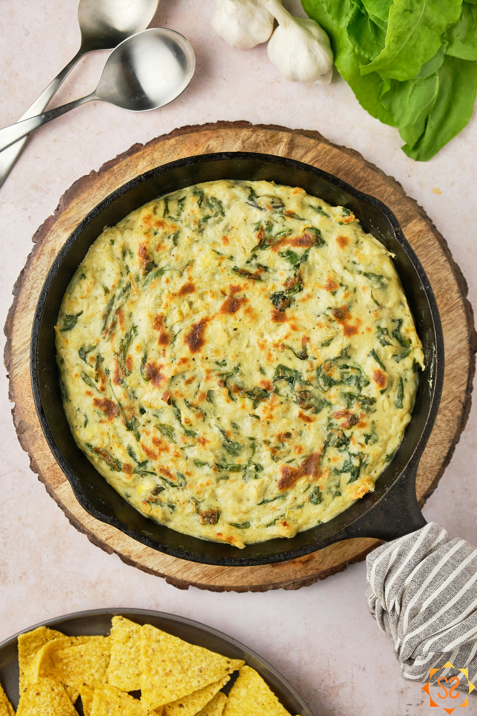 Finished spinach dip in a pan. 