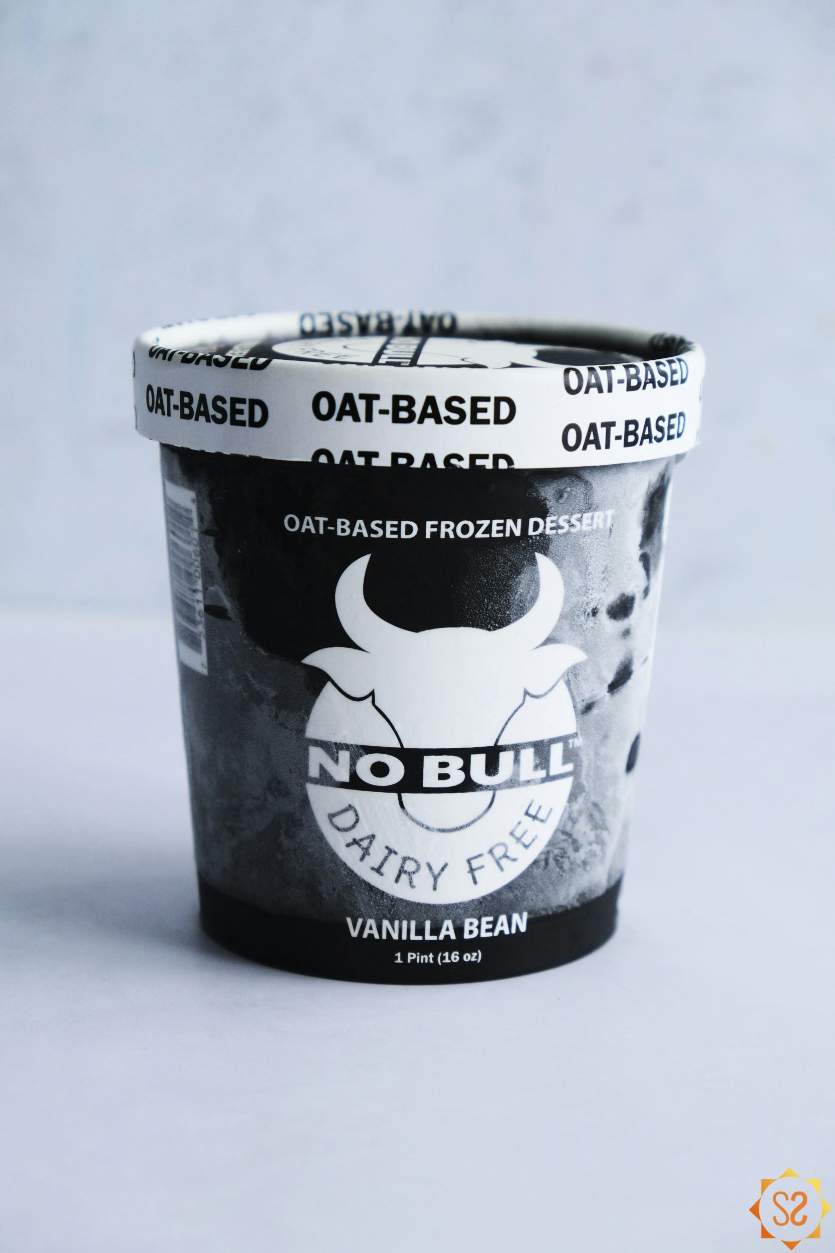 No Bull Vanilla Bean Oat-Based Frozen Dessert Pint